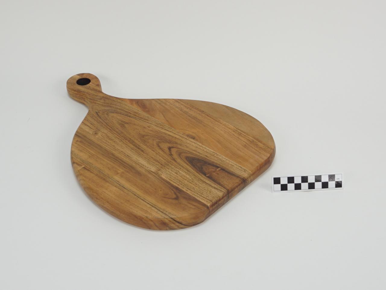 CUTTING BOARD