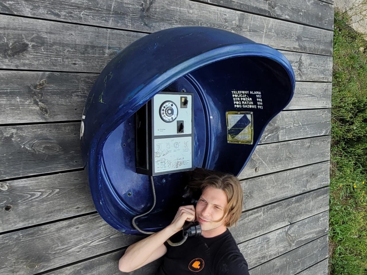 BUDKA TELEFONICZNA Z AUTOMATEM