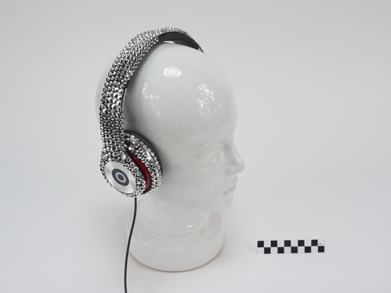 HEADPHONES
