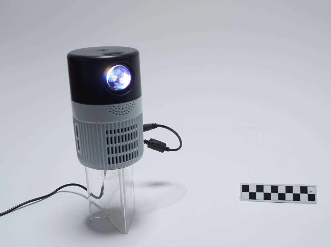 PROJEKTOR