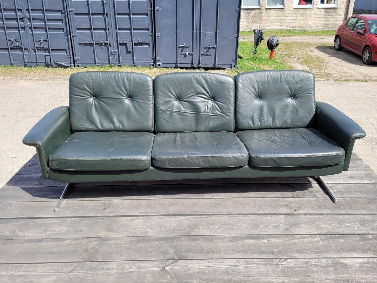 KANAPA SOFA
