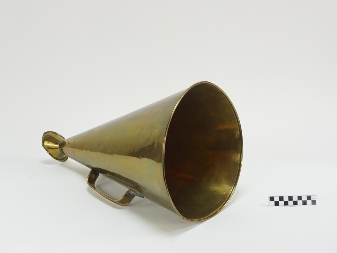 DIRECTOR'S MEGAPHONE