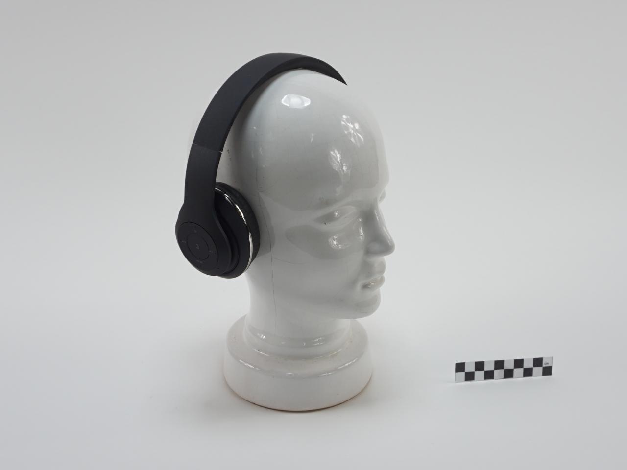 HEADPHONES