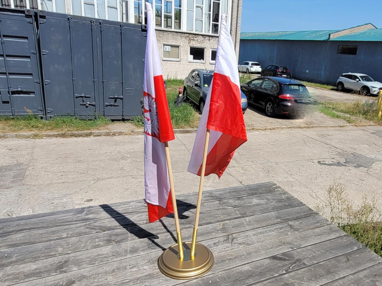 STOJAK NA FLAGI