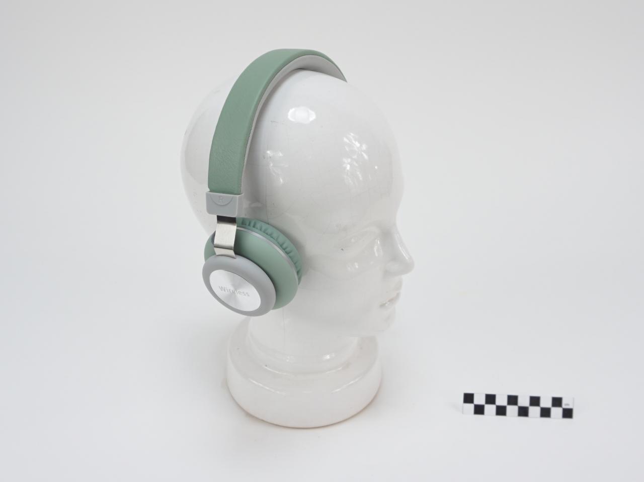 HEADPHONES