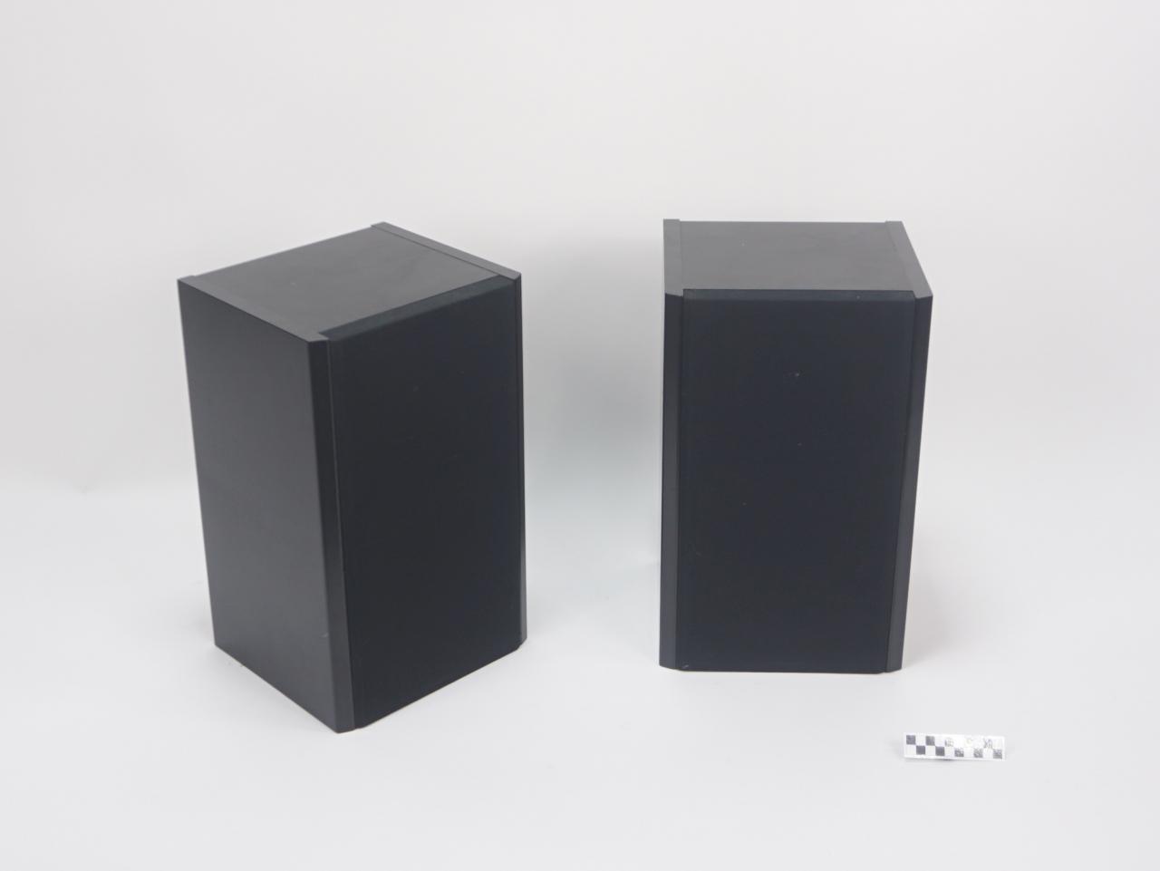SPEAKERS
