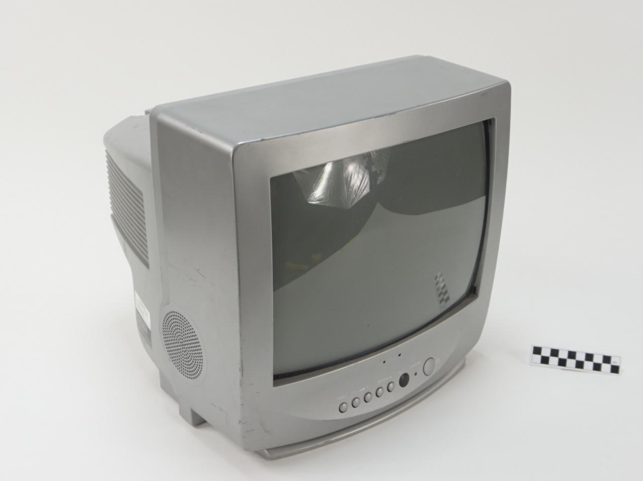 TELEWIZOR