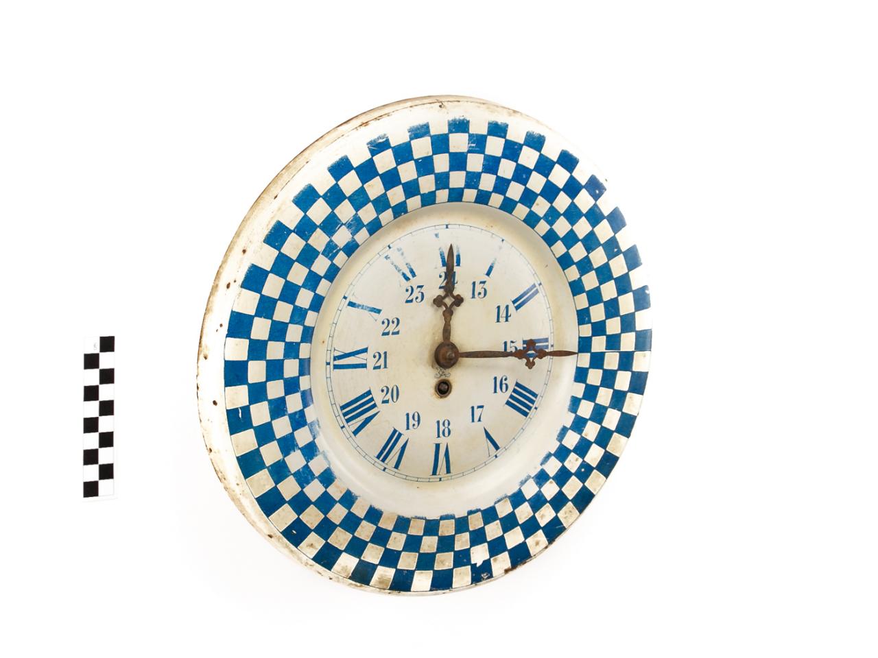 WALL CLOCK