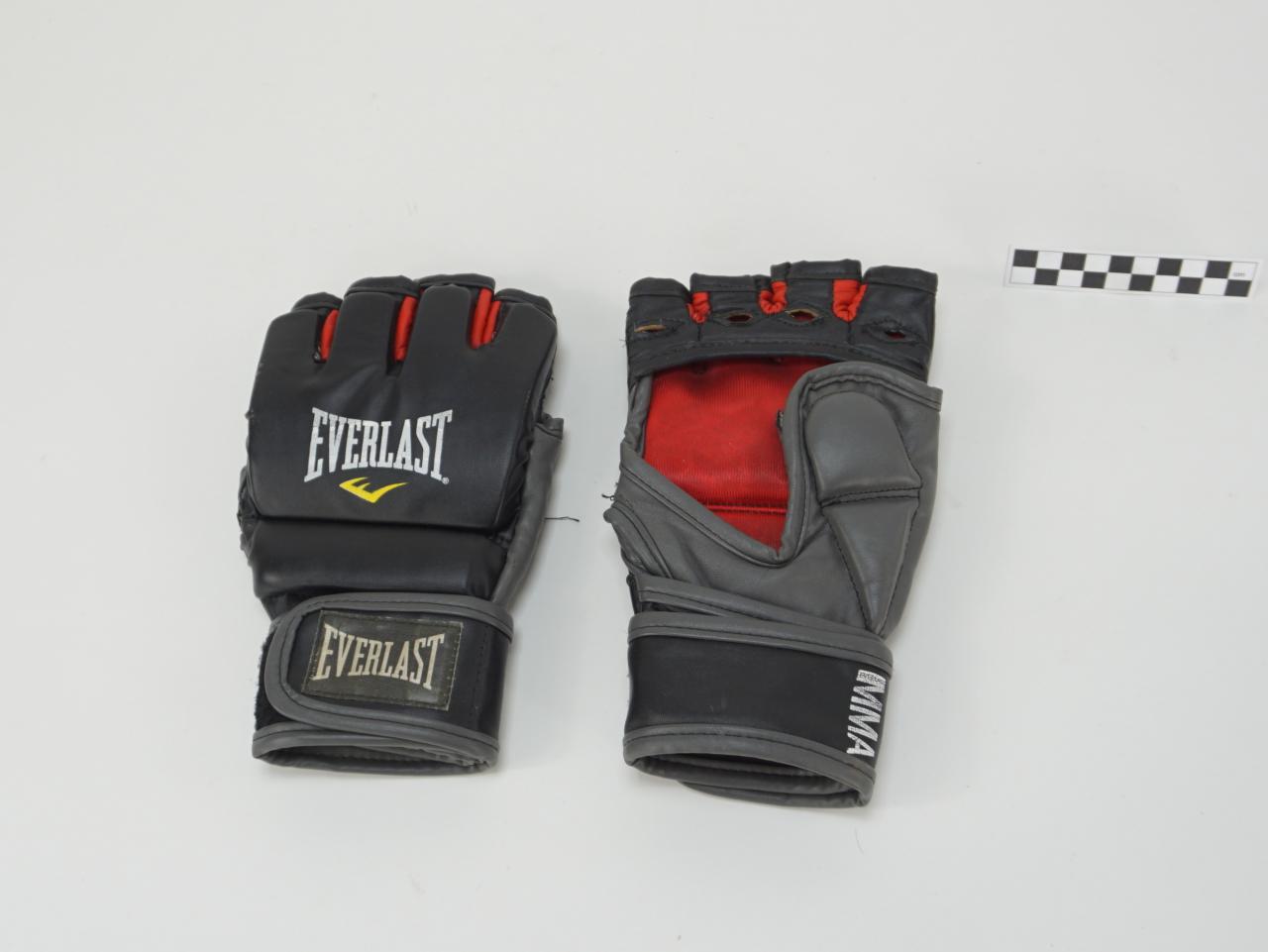 RĘKAWICE DO MMA CENA ZA KPLT