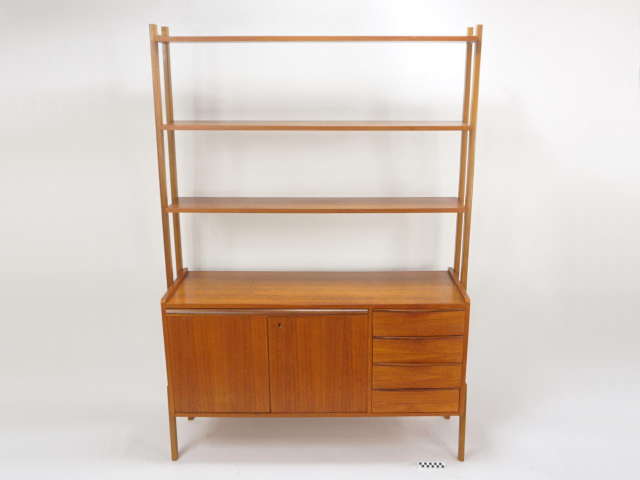 SHELVING UNIT