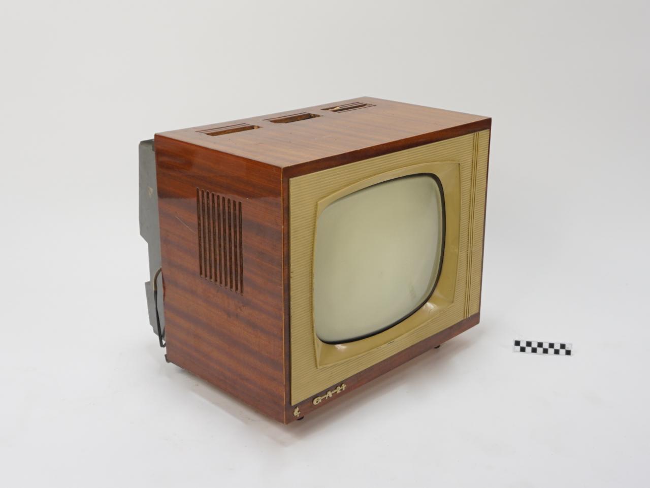 TELEWIZOR