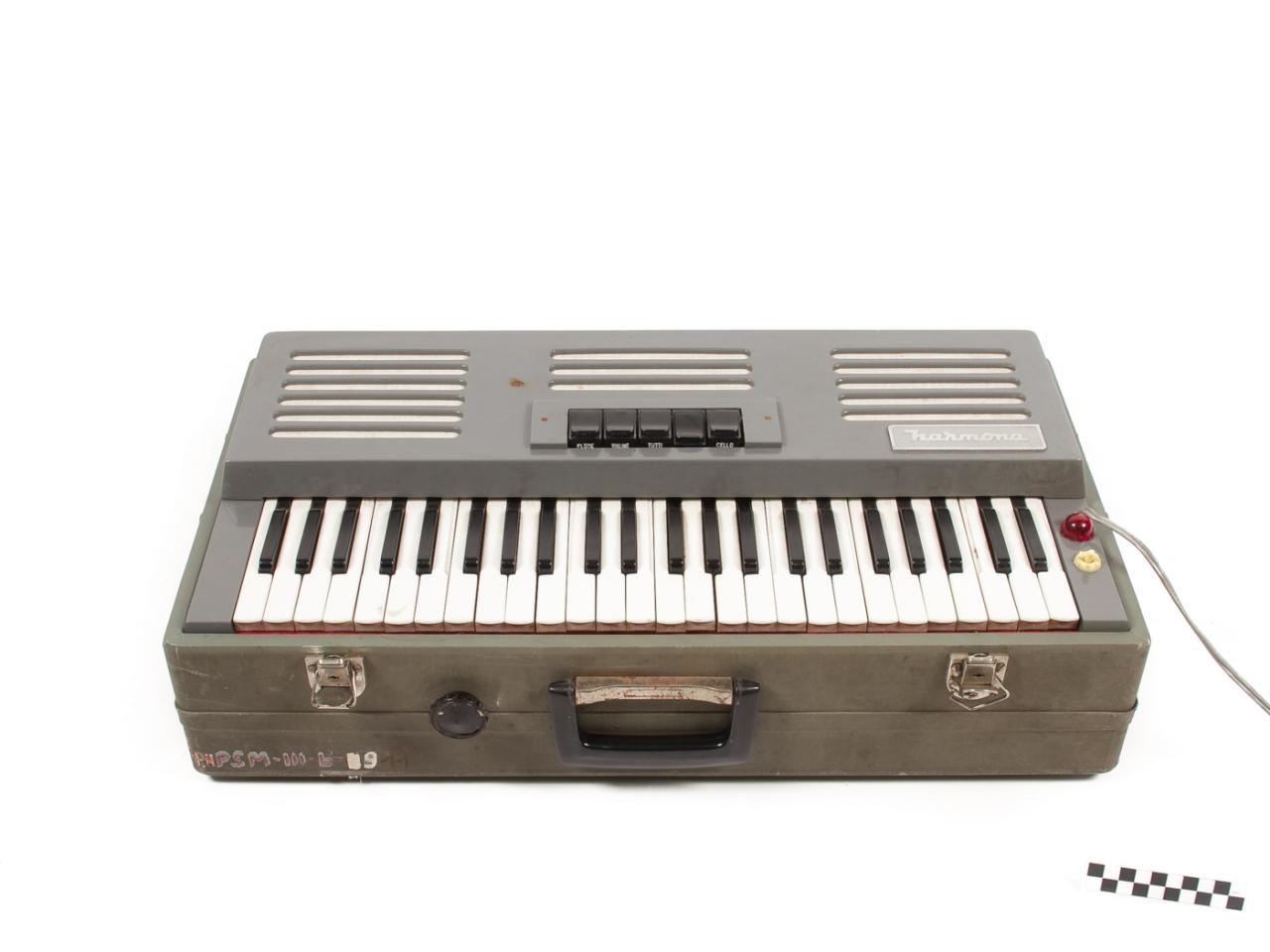 ELECTRIC ORGAN