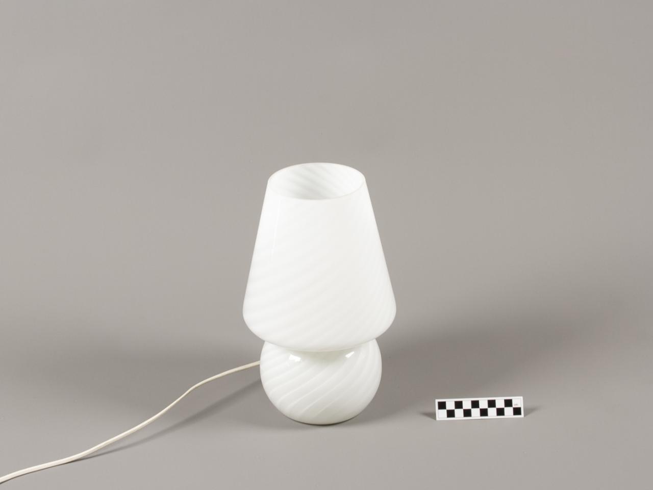 LAMPA STOŁOWA