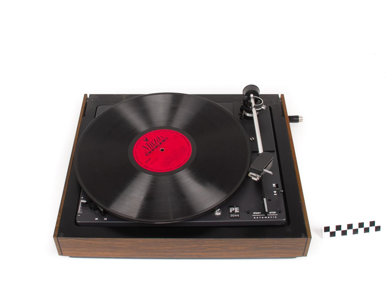 GRAMOFON