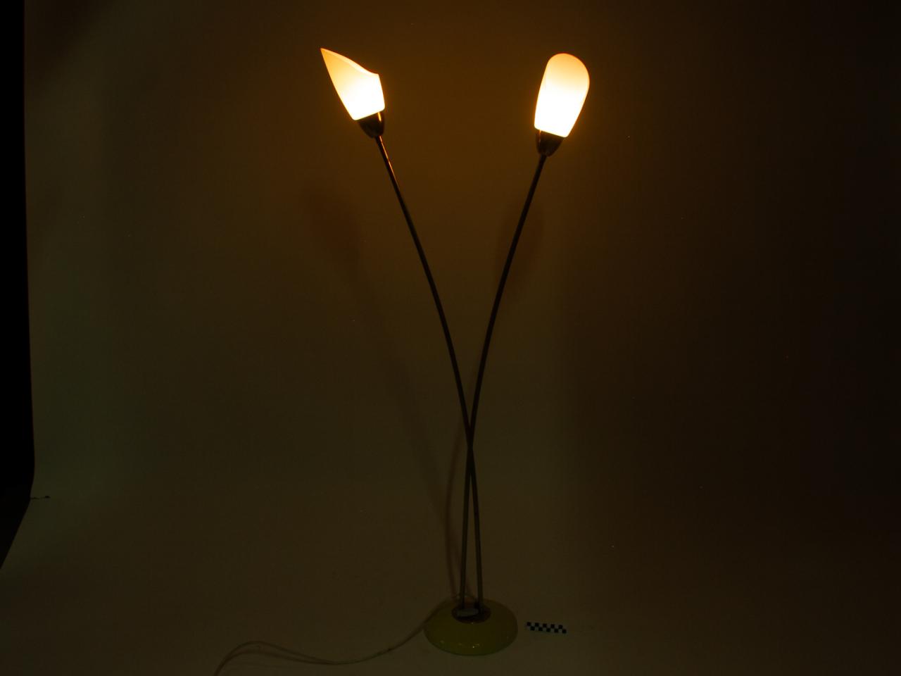 LAMPA PODŁOGOWA