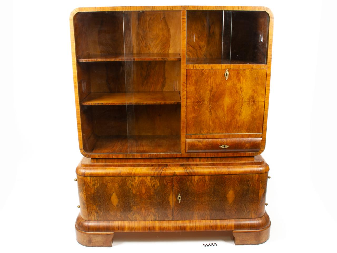 SIDEBOARD