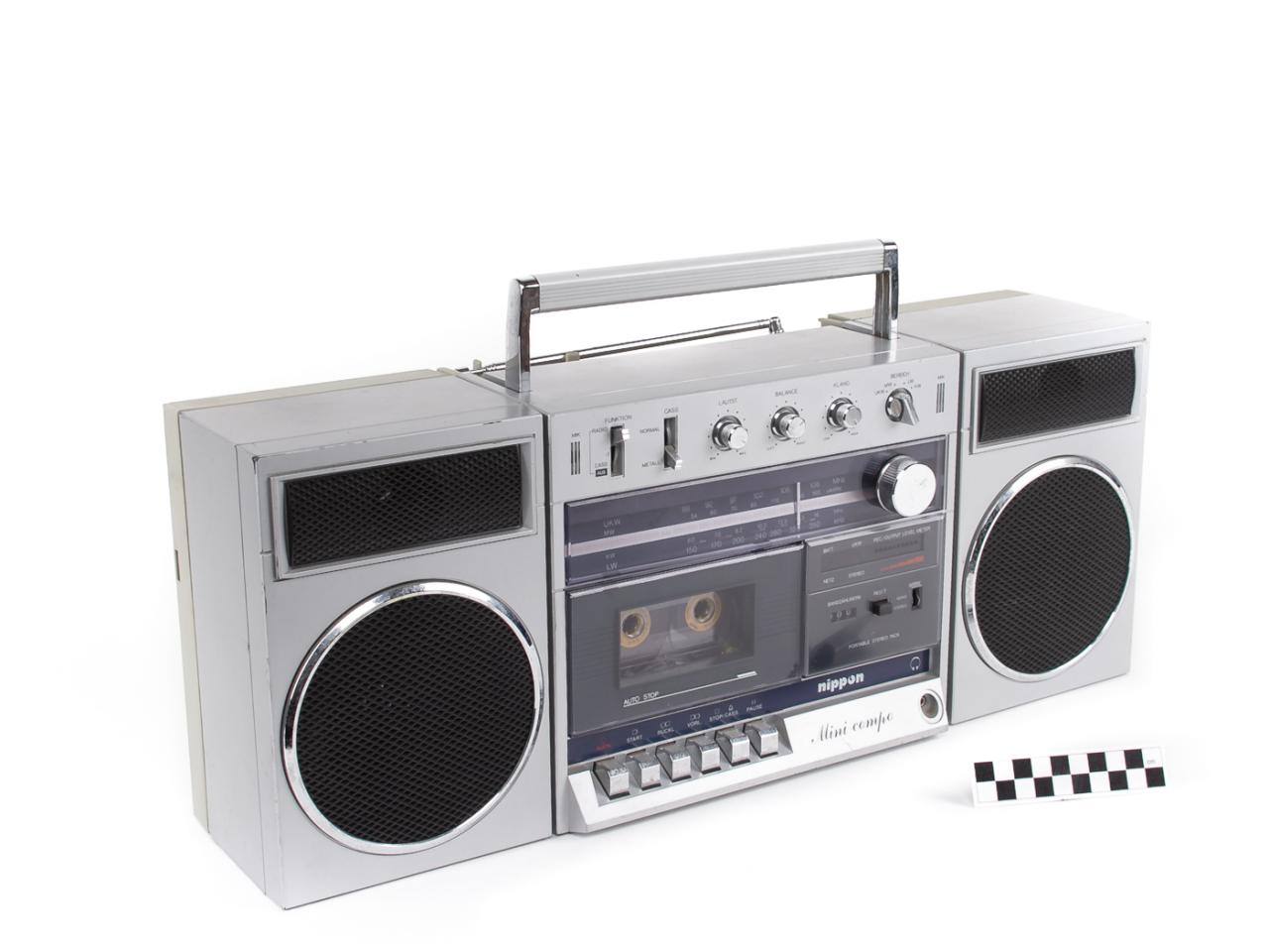 BOOMBOX