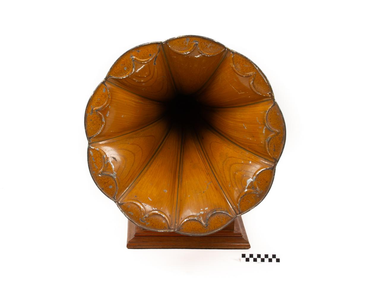 GRAMOPHONE