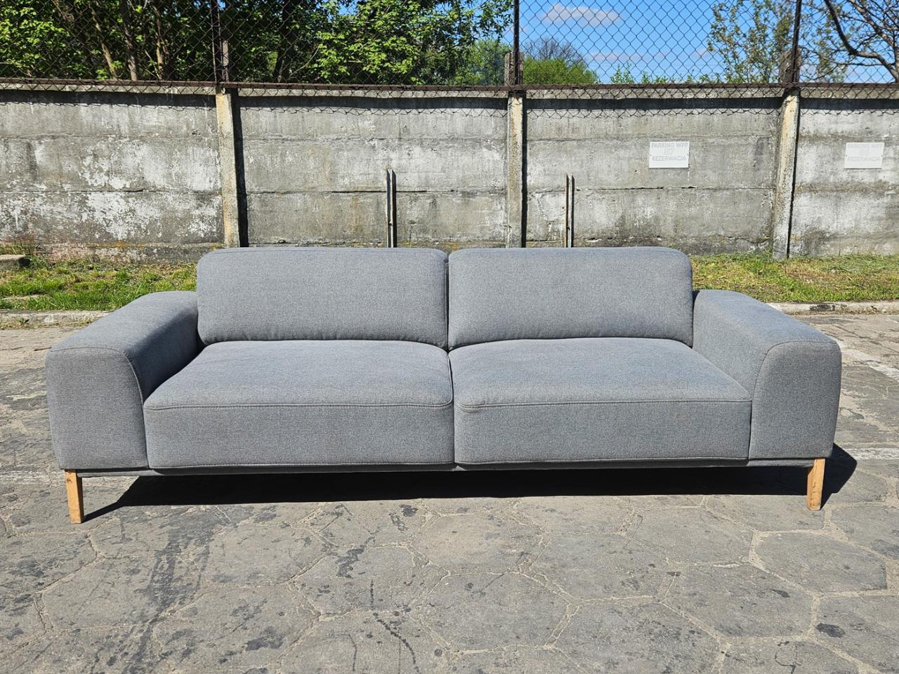 SOFA COUCH