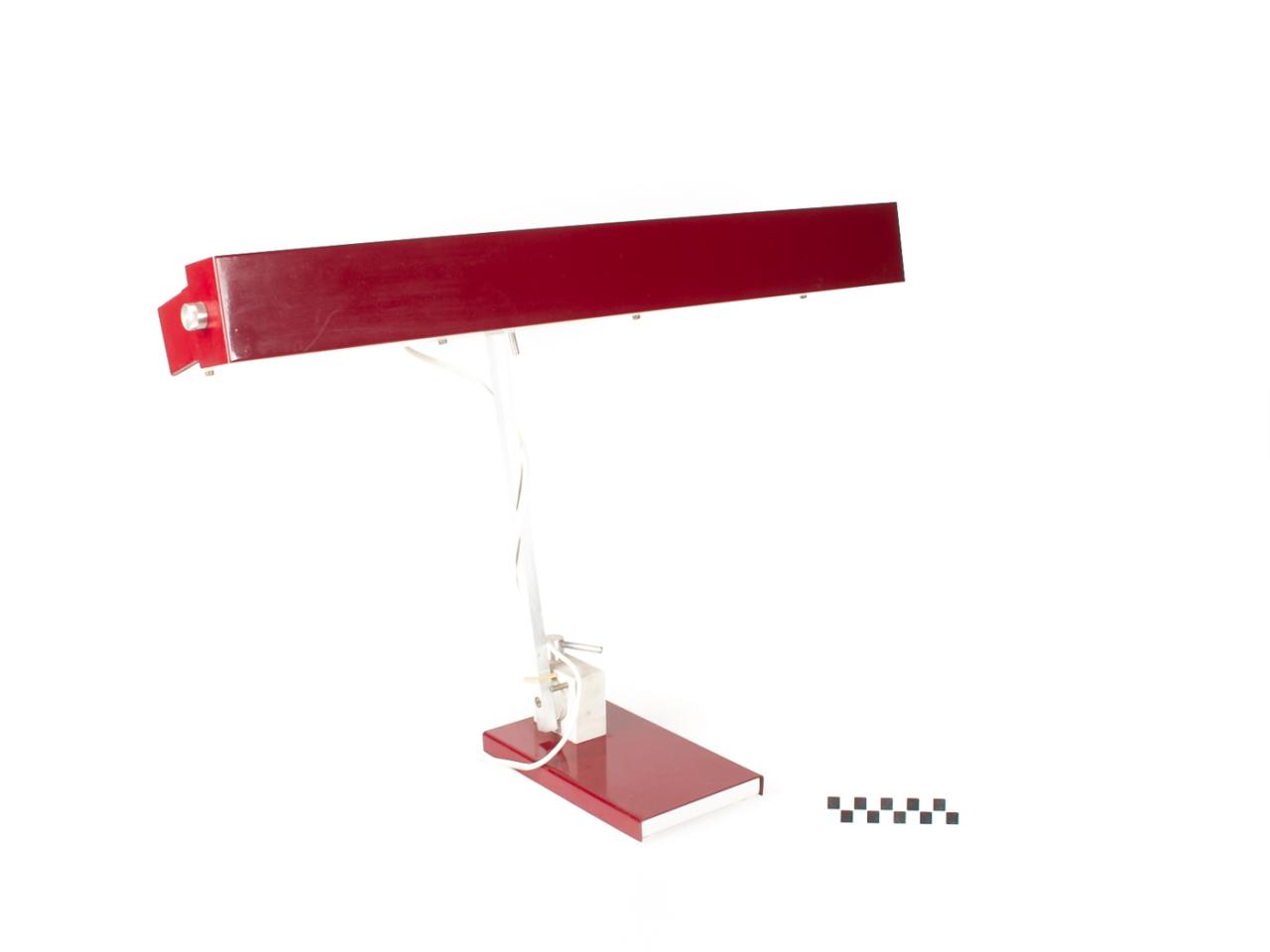DESK LAMP
