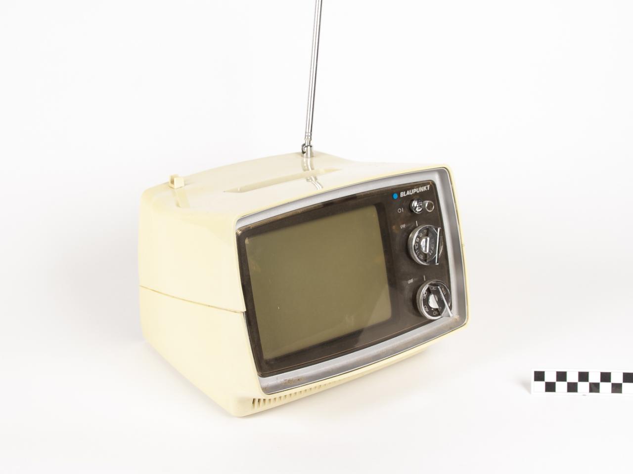 TELEWIZOR