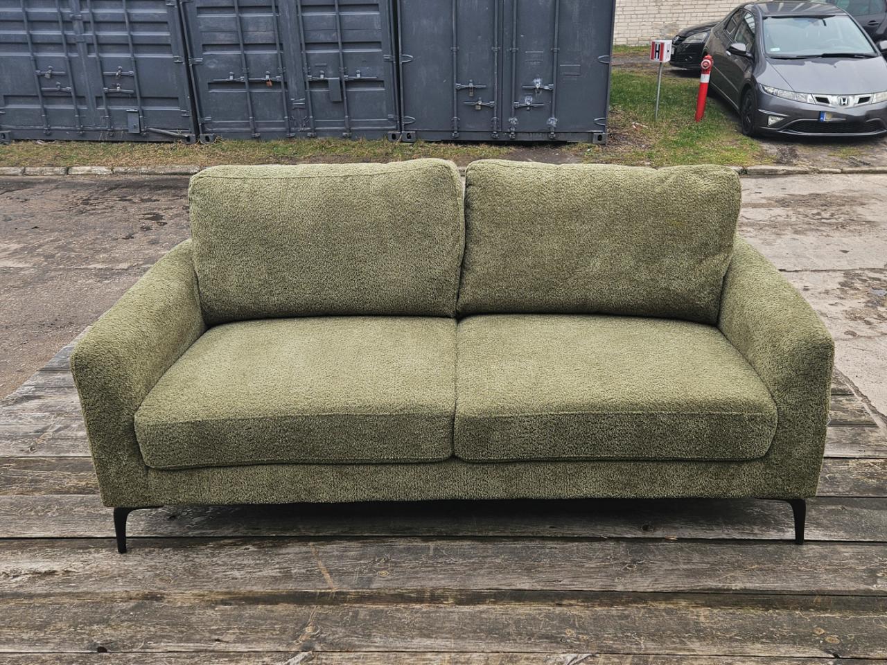 KANAPA SOFA