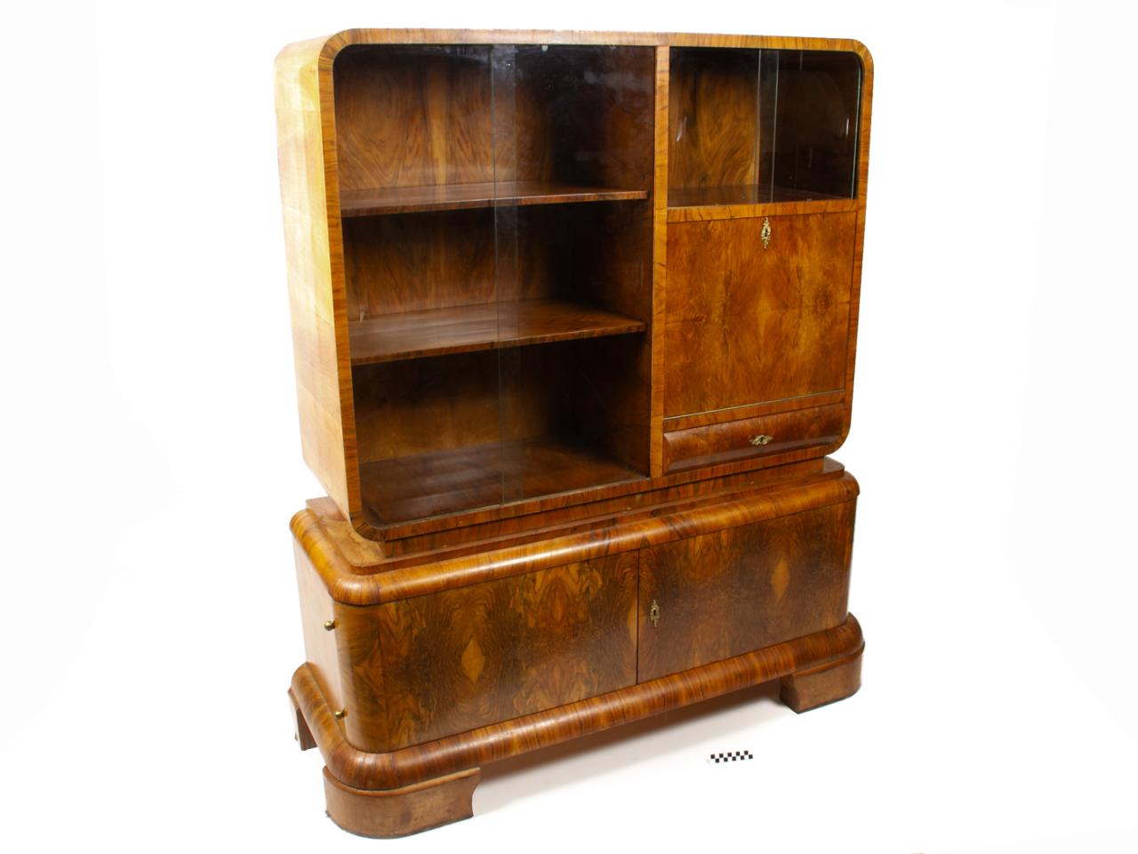 SIDEBOARD