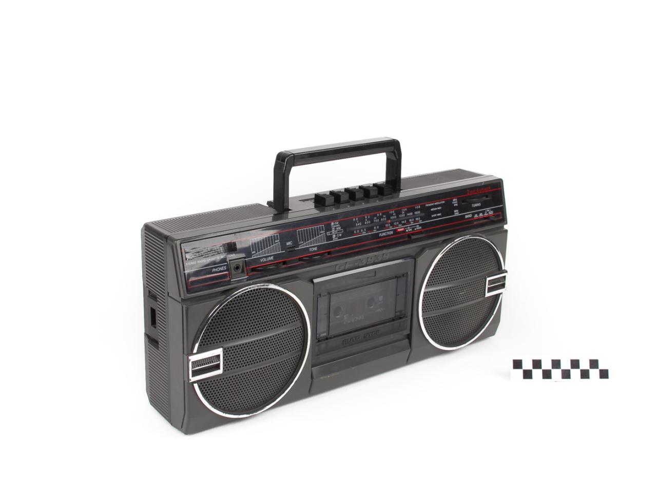 BOOMBOX