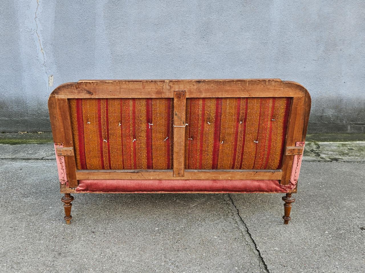 SOFA COUCH