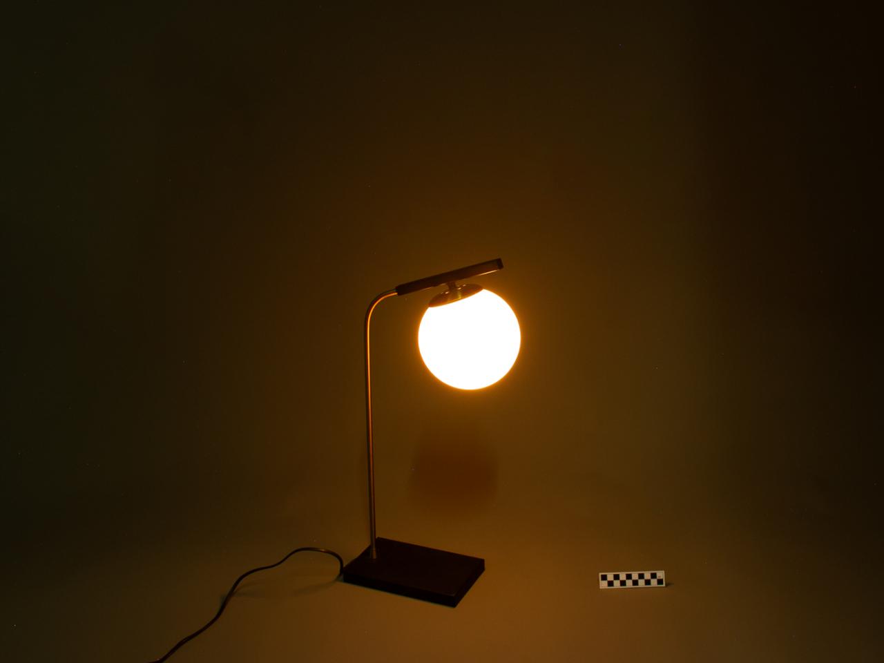 DESK LAMP