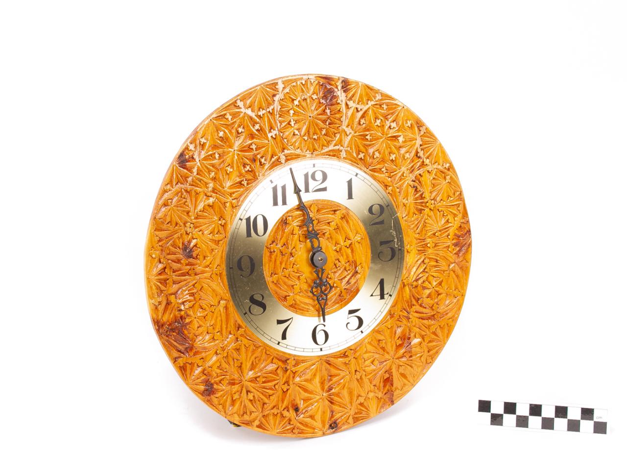 WALL CLOCK