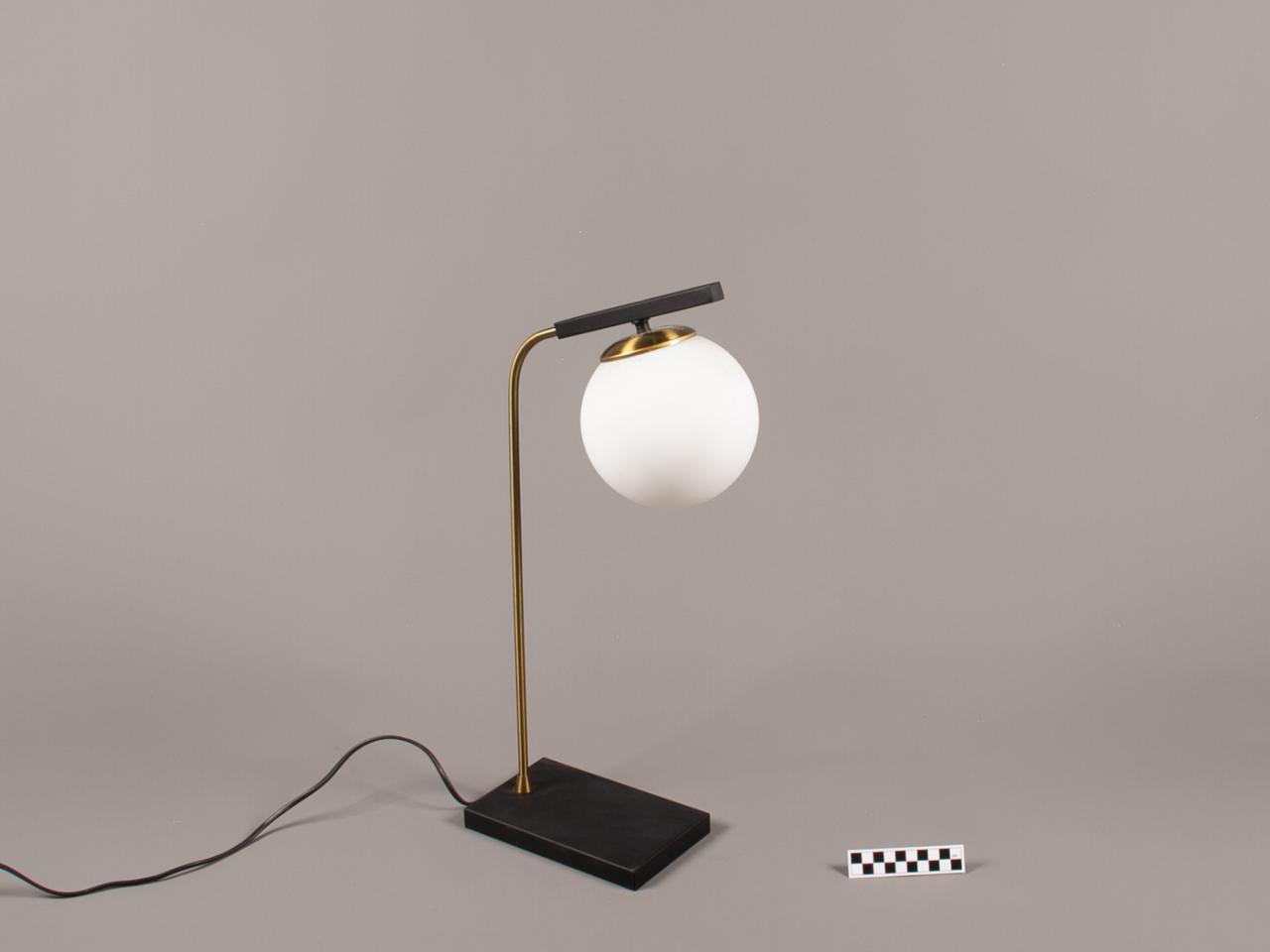 DESK LAMP