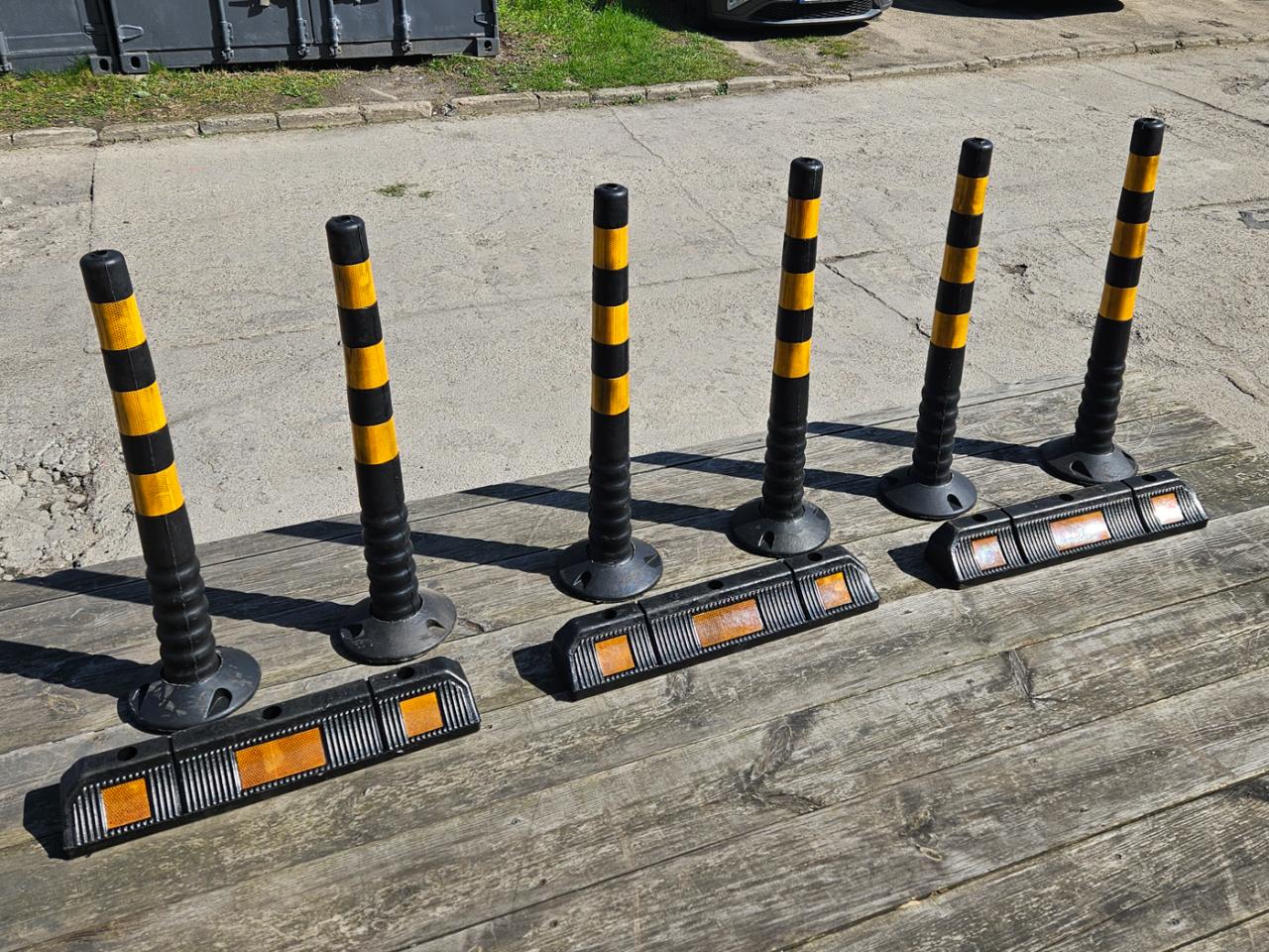 OGRANICZNIK SEPARATOR PARKINGOWY SŁUPEK ULICZNY