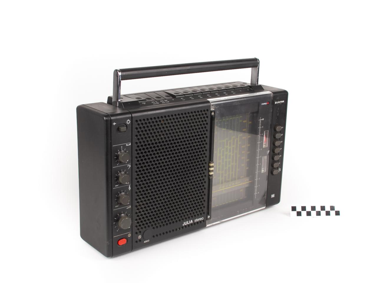 BOOMBOX RADIO