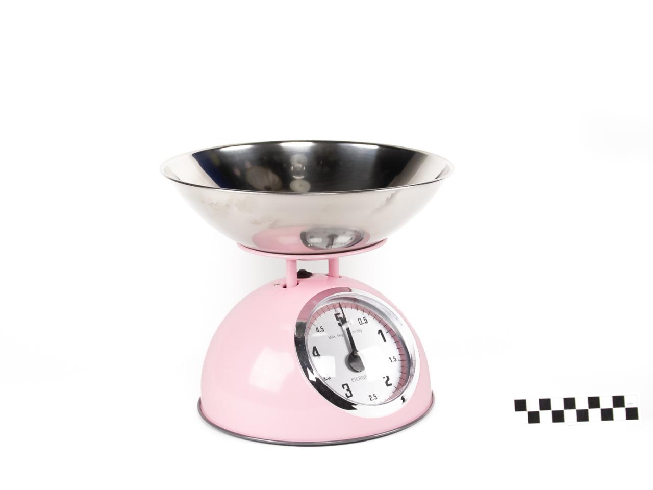 KITCHEN SCALE