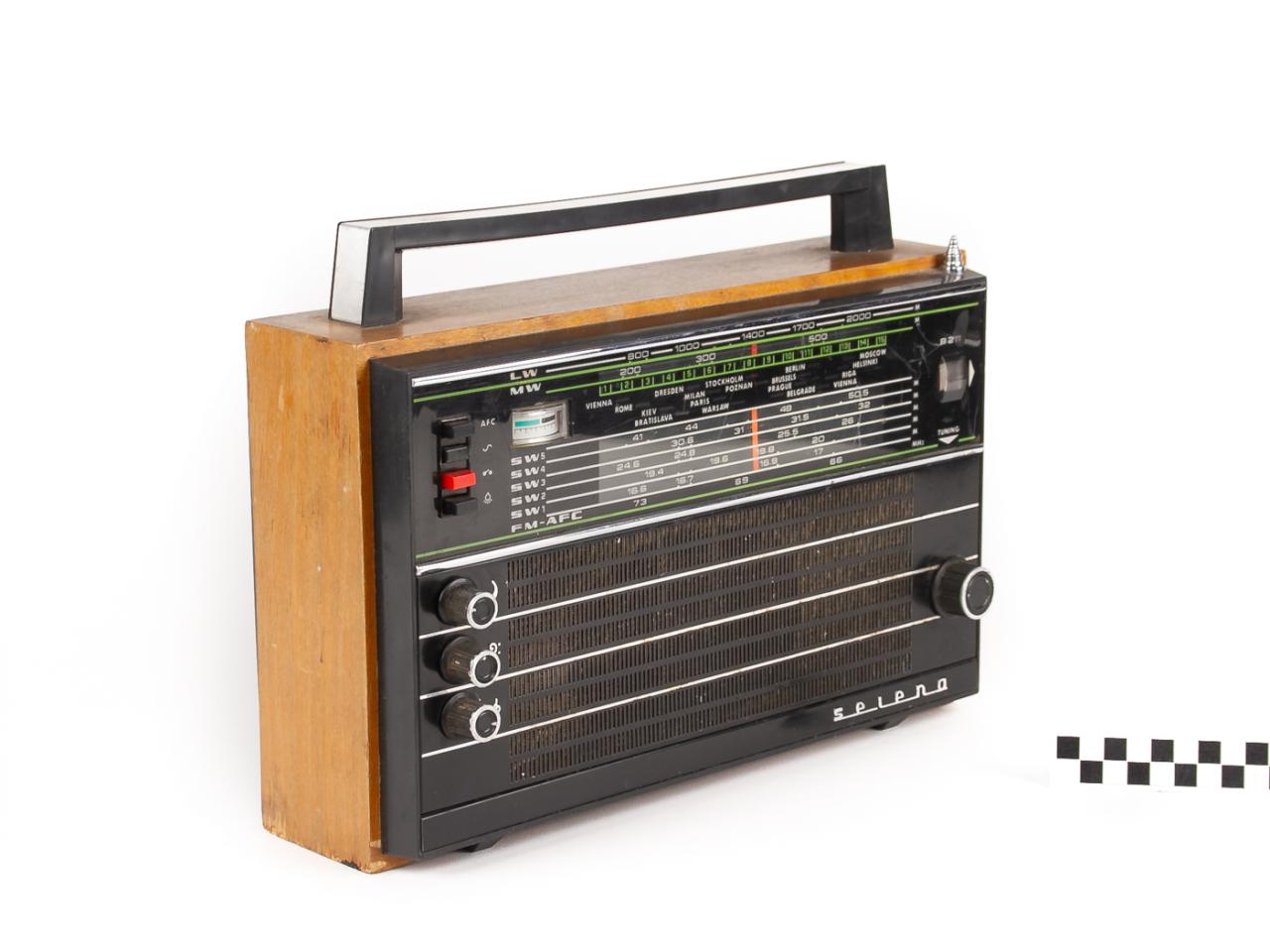 RADIO