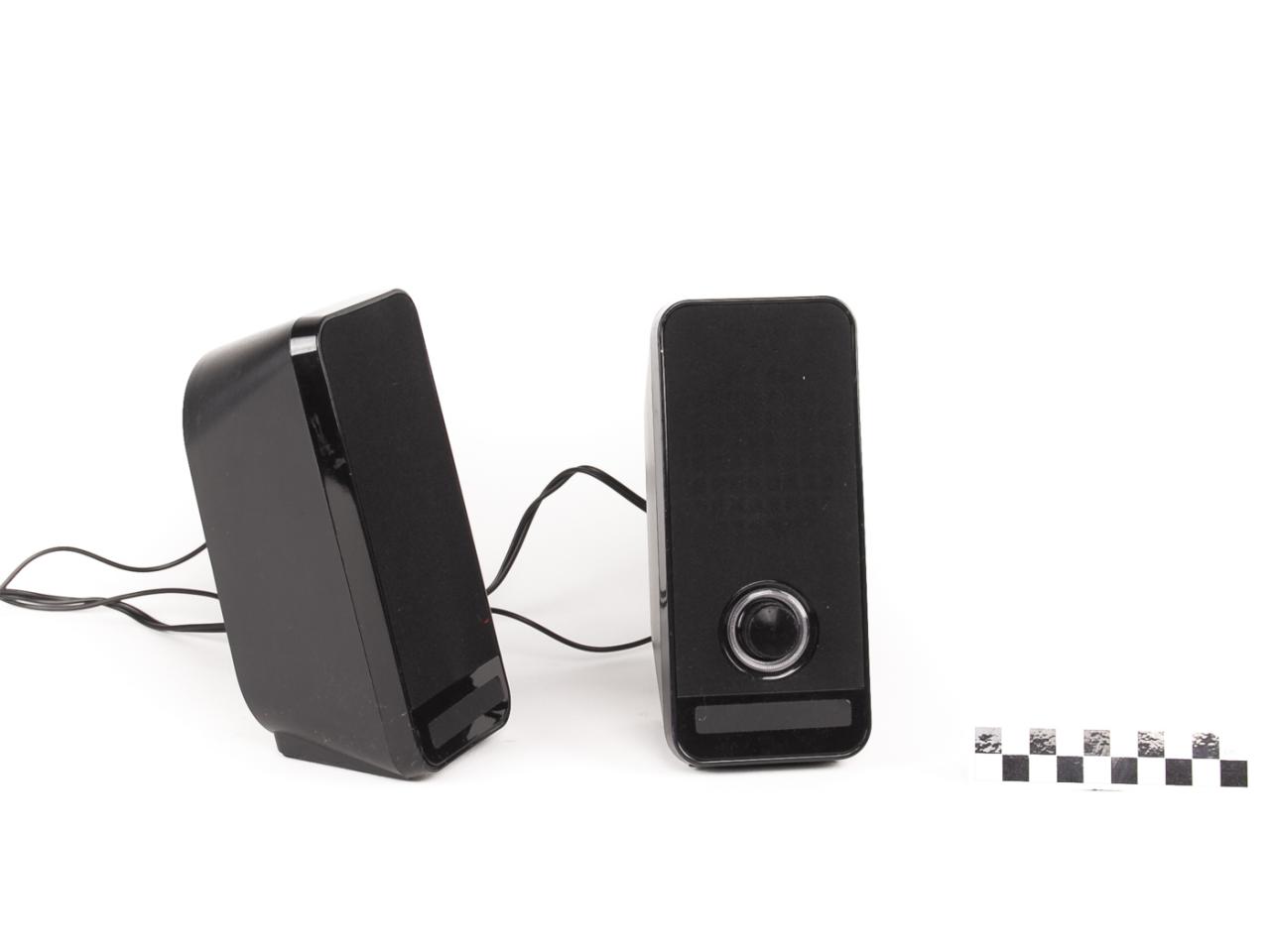 COMPUTER SPEAKERS