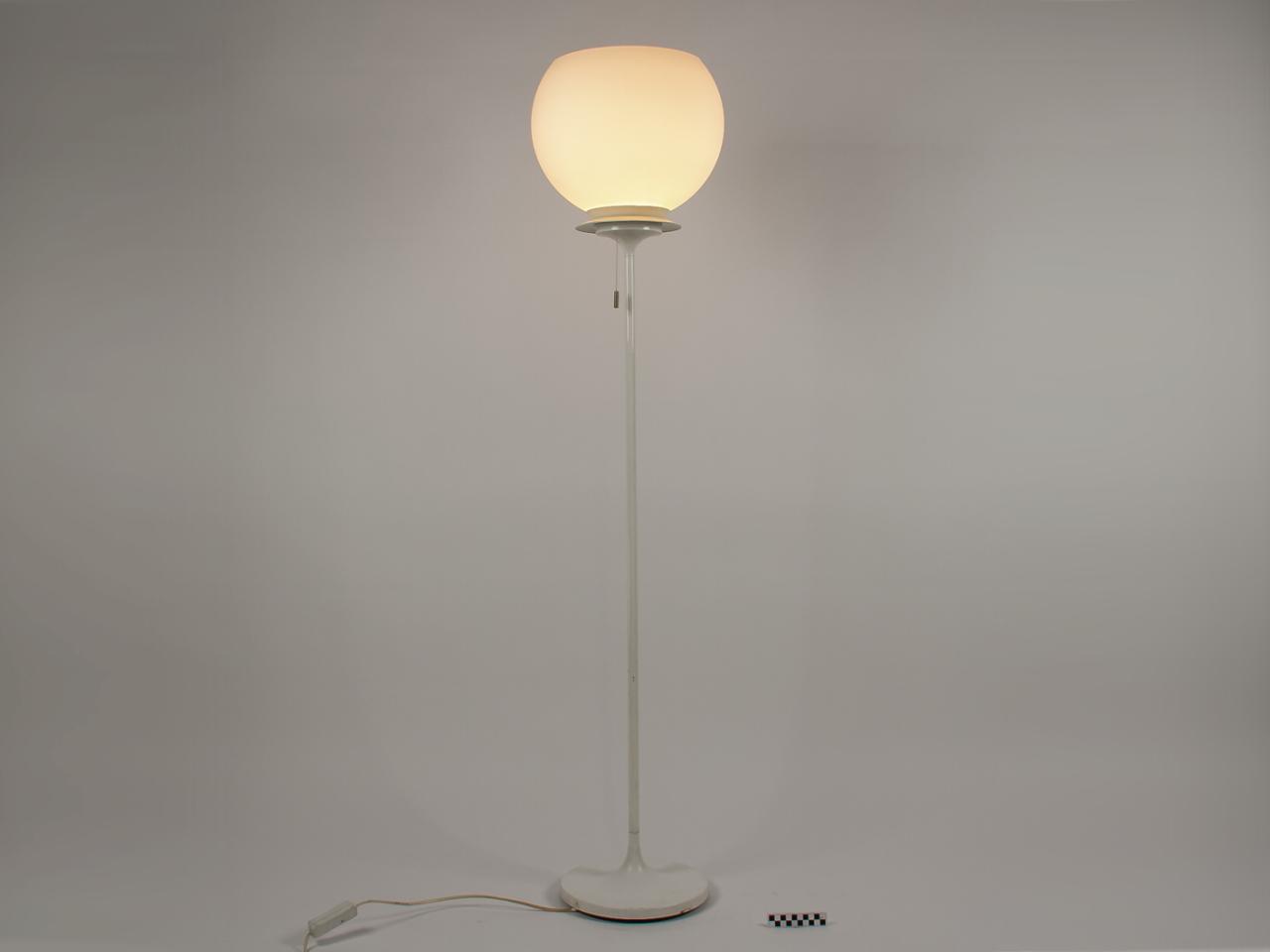 LAMPA PODŁOGOWA