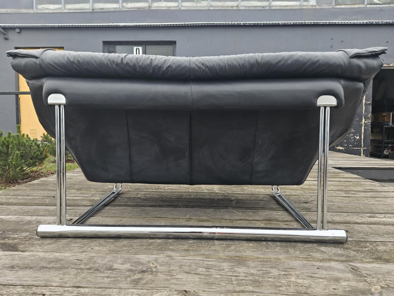 KANAPA SOFA