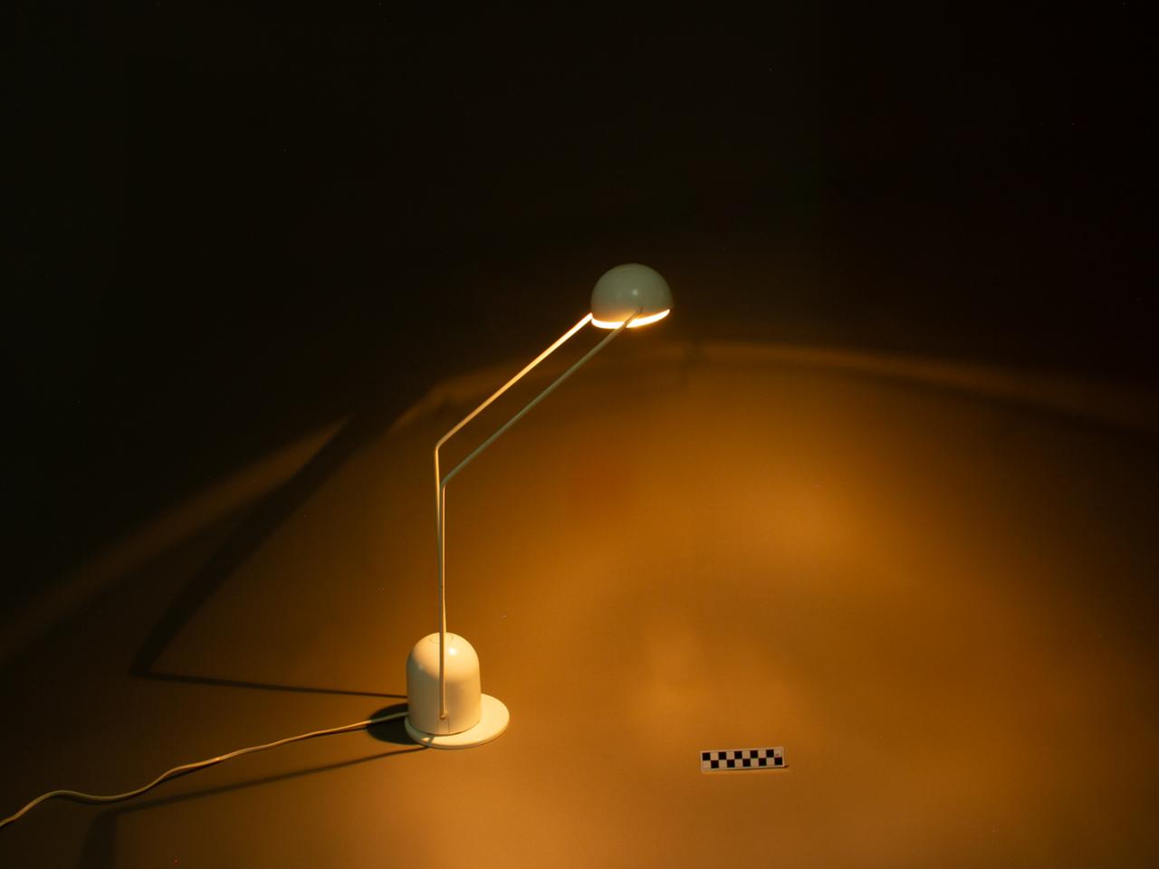 LAMPA BIURKOWA
