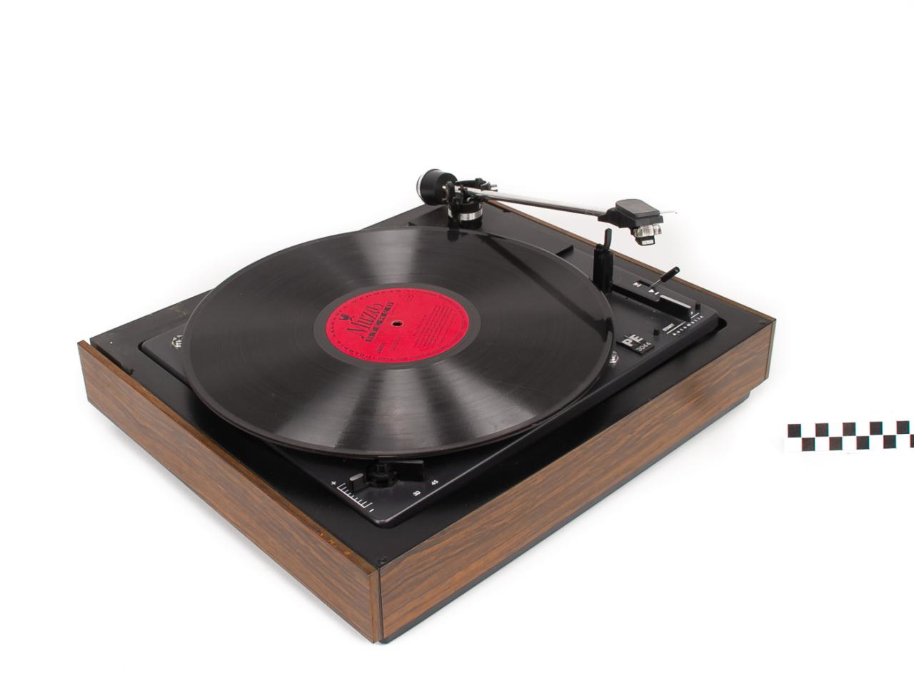 GRAMOFON