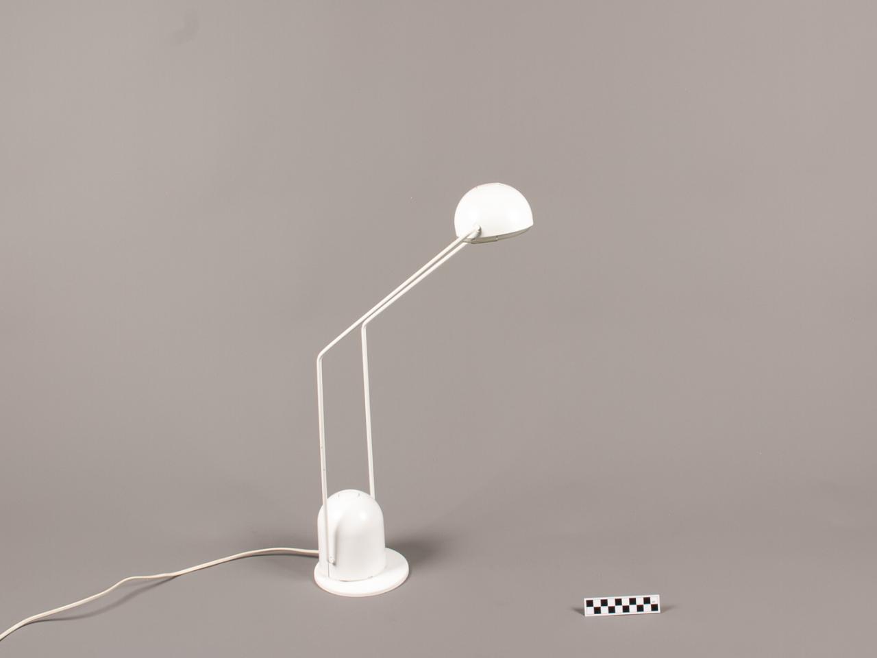 DESK LAMP