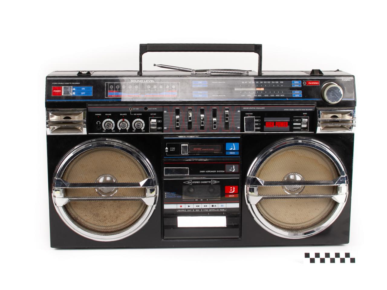 BOOMBOX