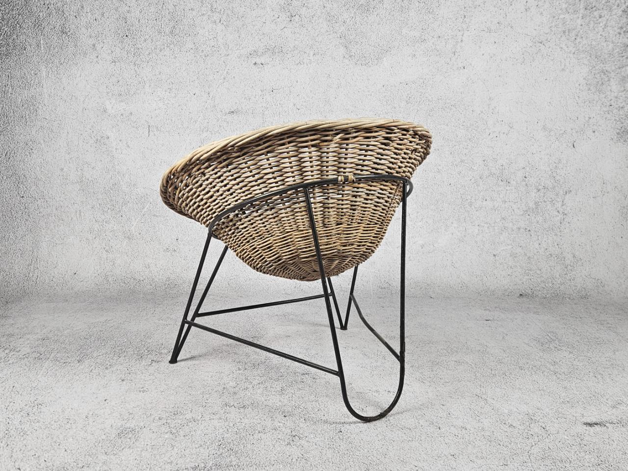 GARDEN ARMCHAIR