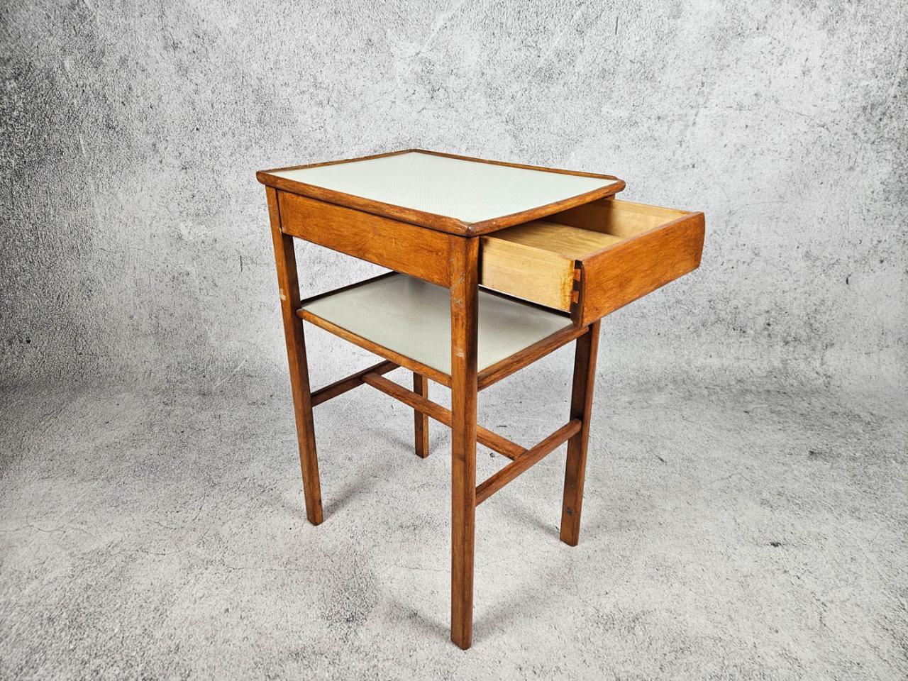 SMALL TABLE