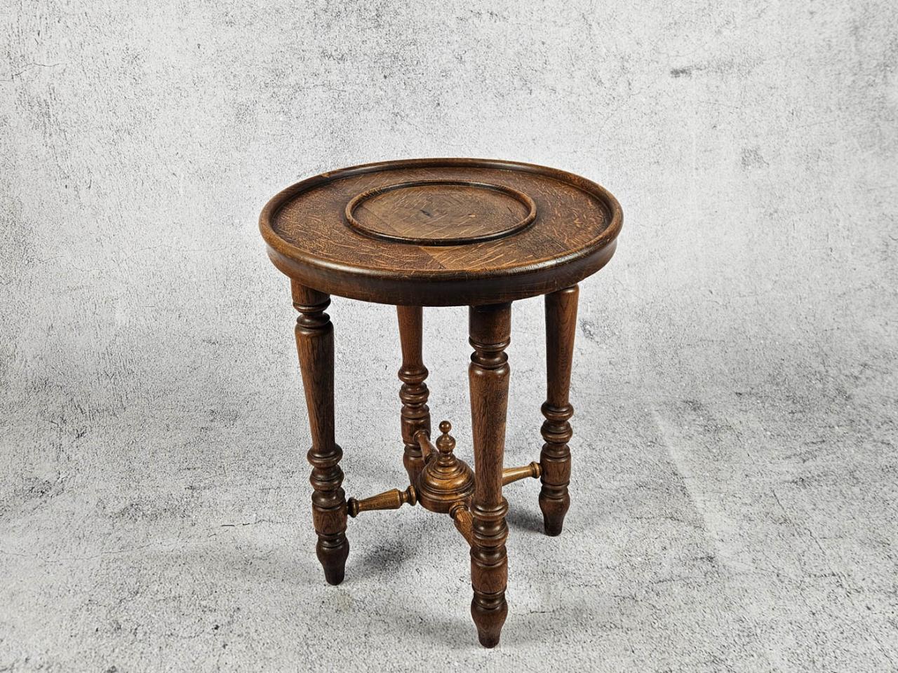 SMALL TABLE
