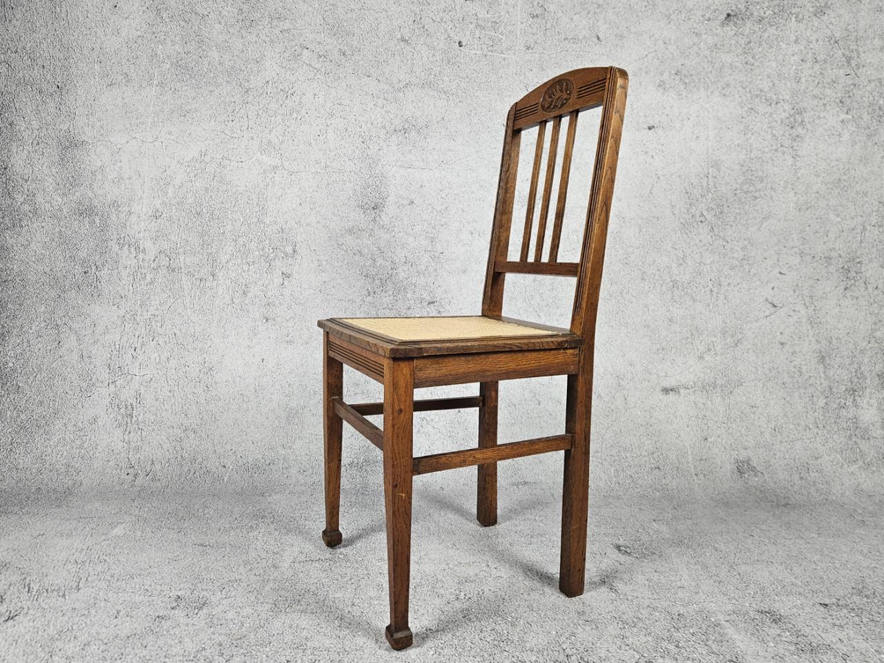 CHAIR