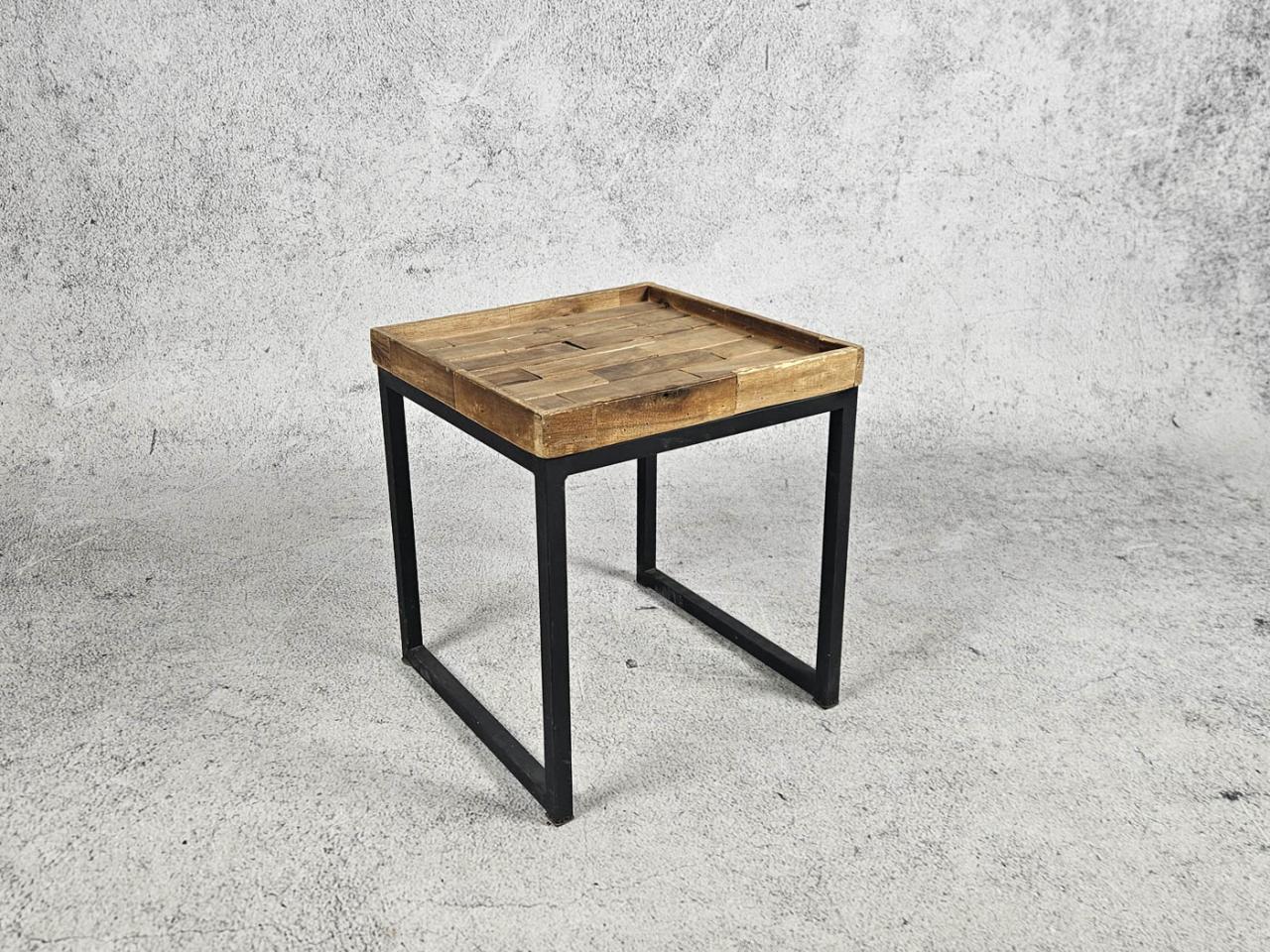 SMALL TABLE