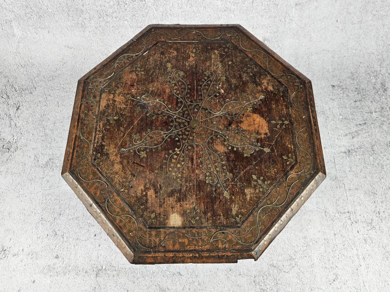 STOLIK