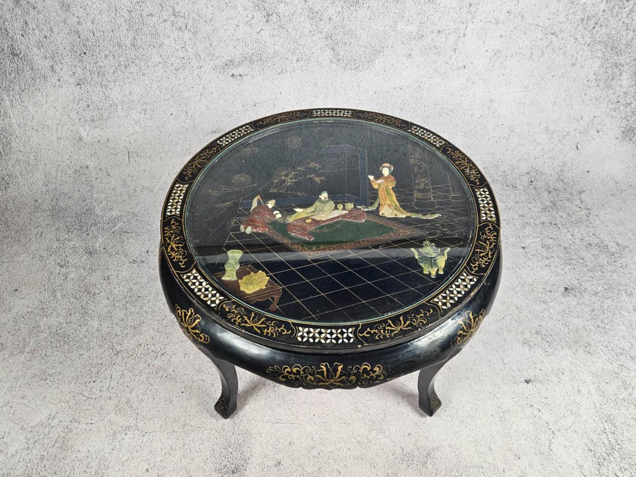 COFFEE TABLE
